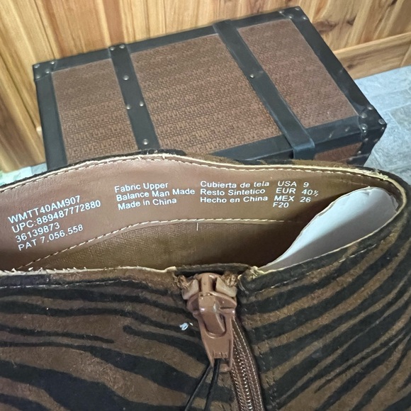 Animal print heel boots 🐅 - Picture 4 of 5